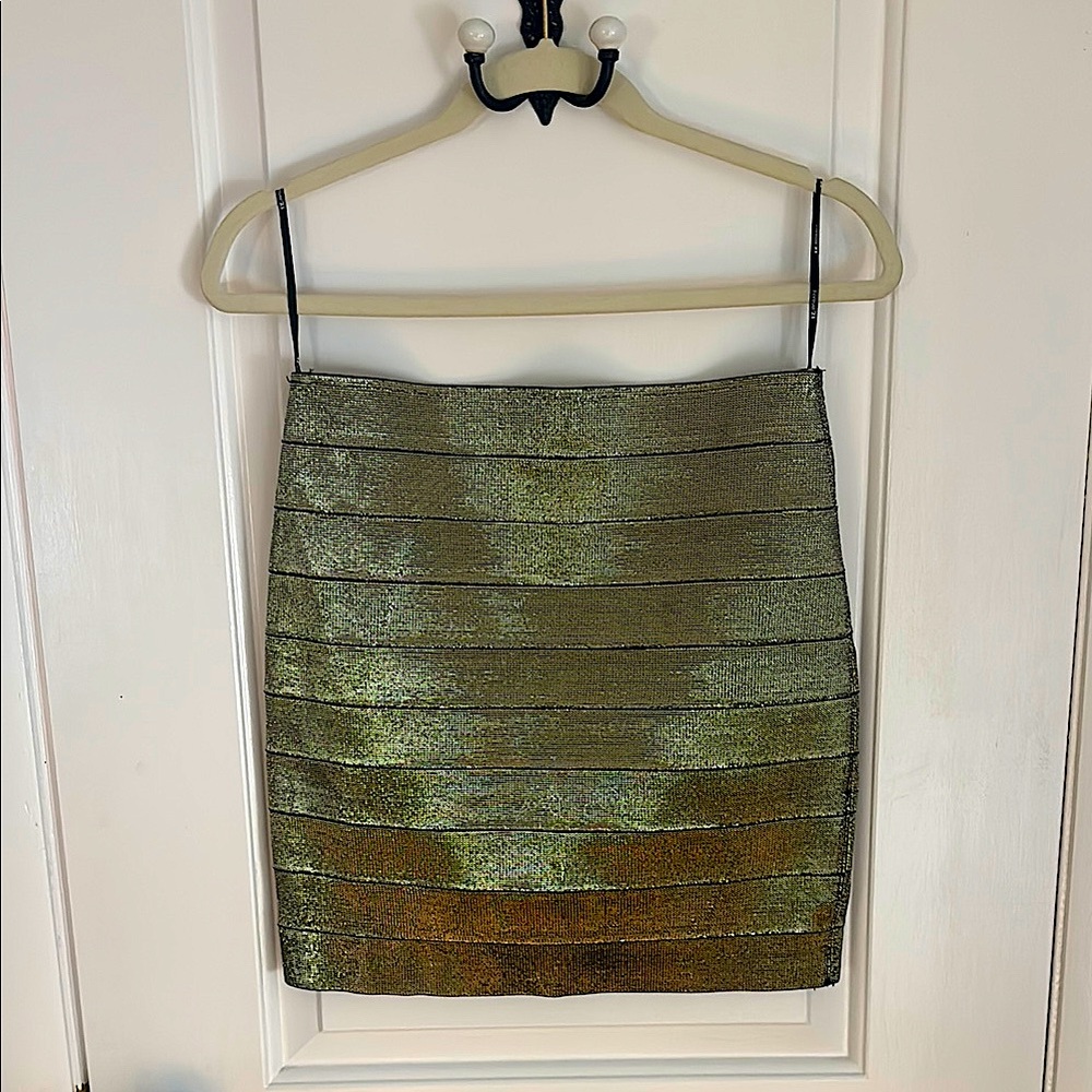 Forever 21 Gold Pleated Skirt